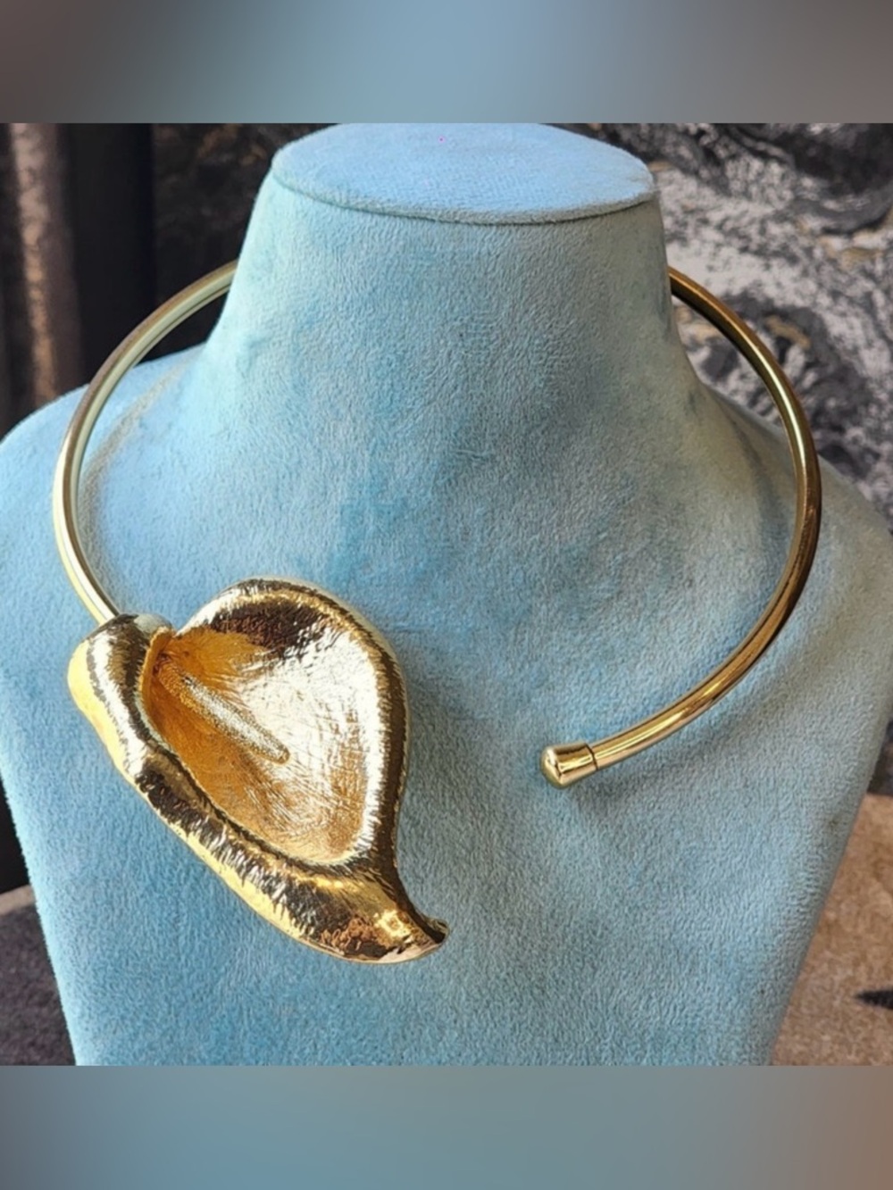 Zara Gold Sculptural Open Choker Necklace